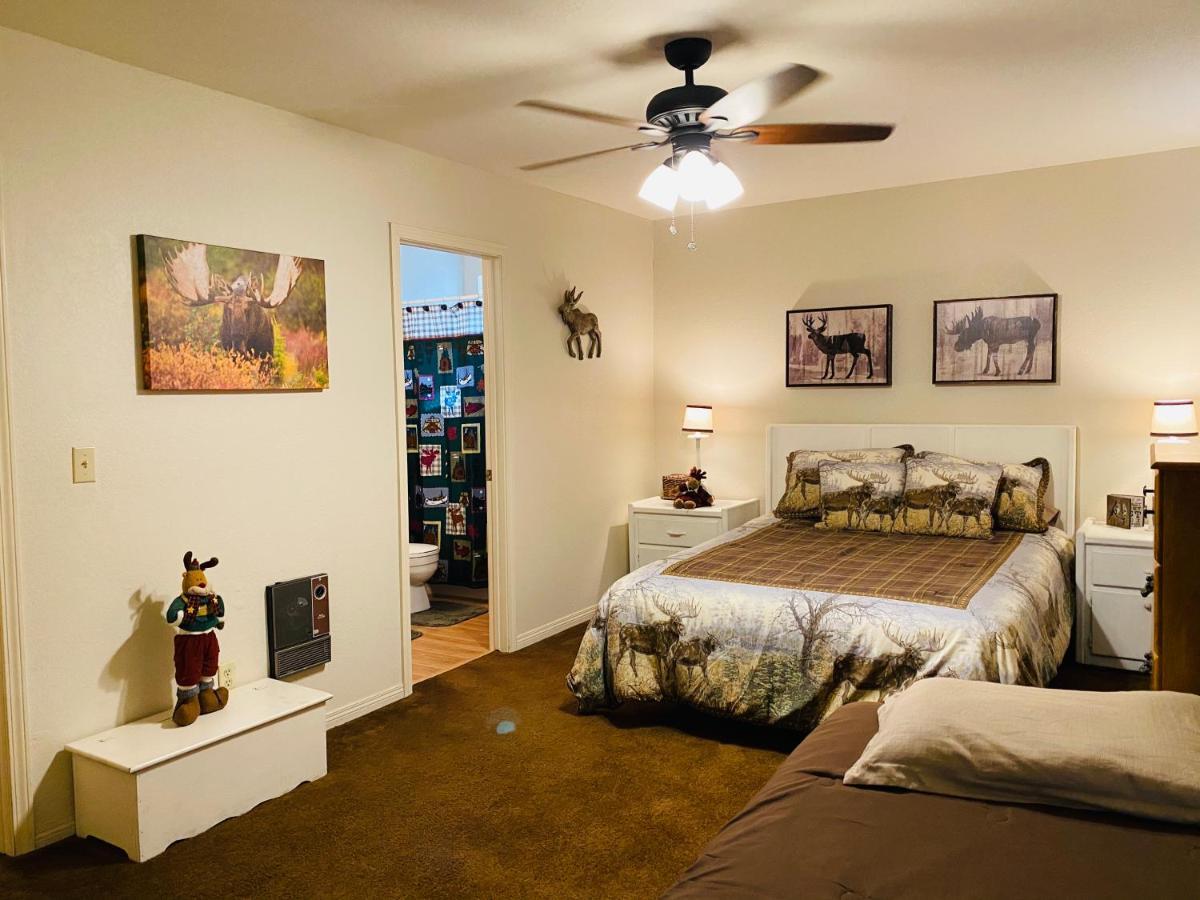 Holiday home 2br Gated Escape Pool And Jacuzzi Walk To Dining And Trails *