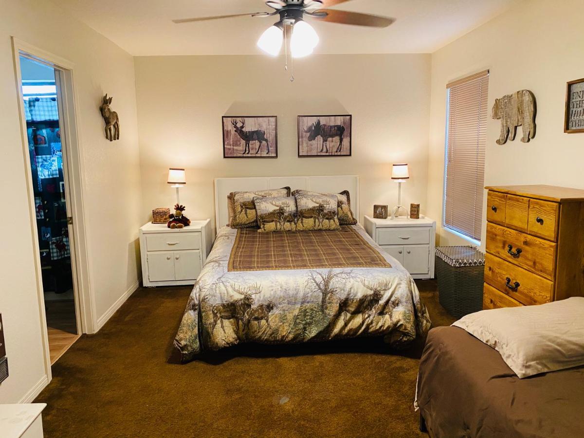 Holiday home 2br Gated Escape Pool And Jacuzzi Walk To Dining And Trails Pinetop-Lakeside