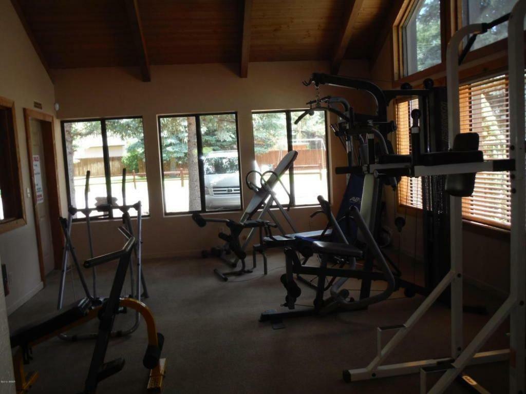2br Gated Escape Pool And Jacuzzi Walk To Dining And Trails