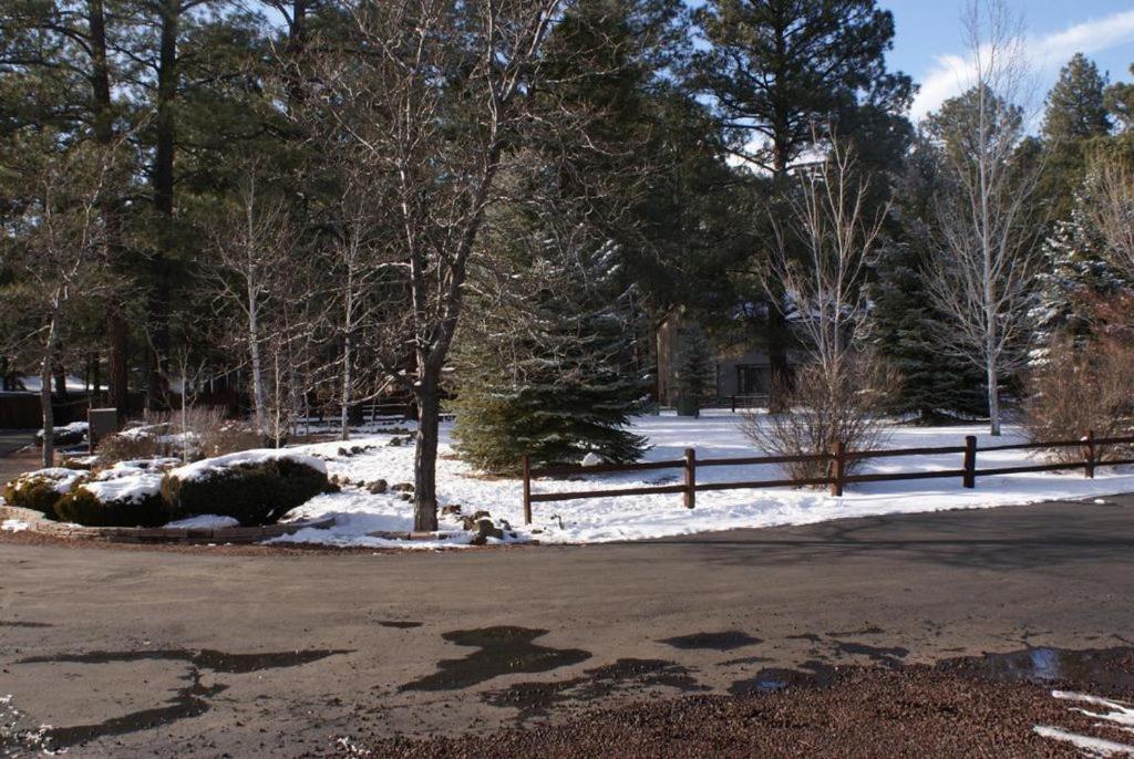 2br Gated Escape Pool And Jacuzzi Walk To Dining And Trails Holiday home